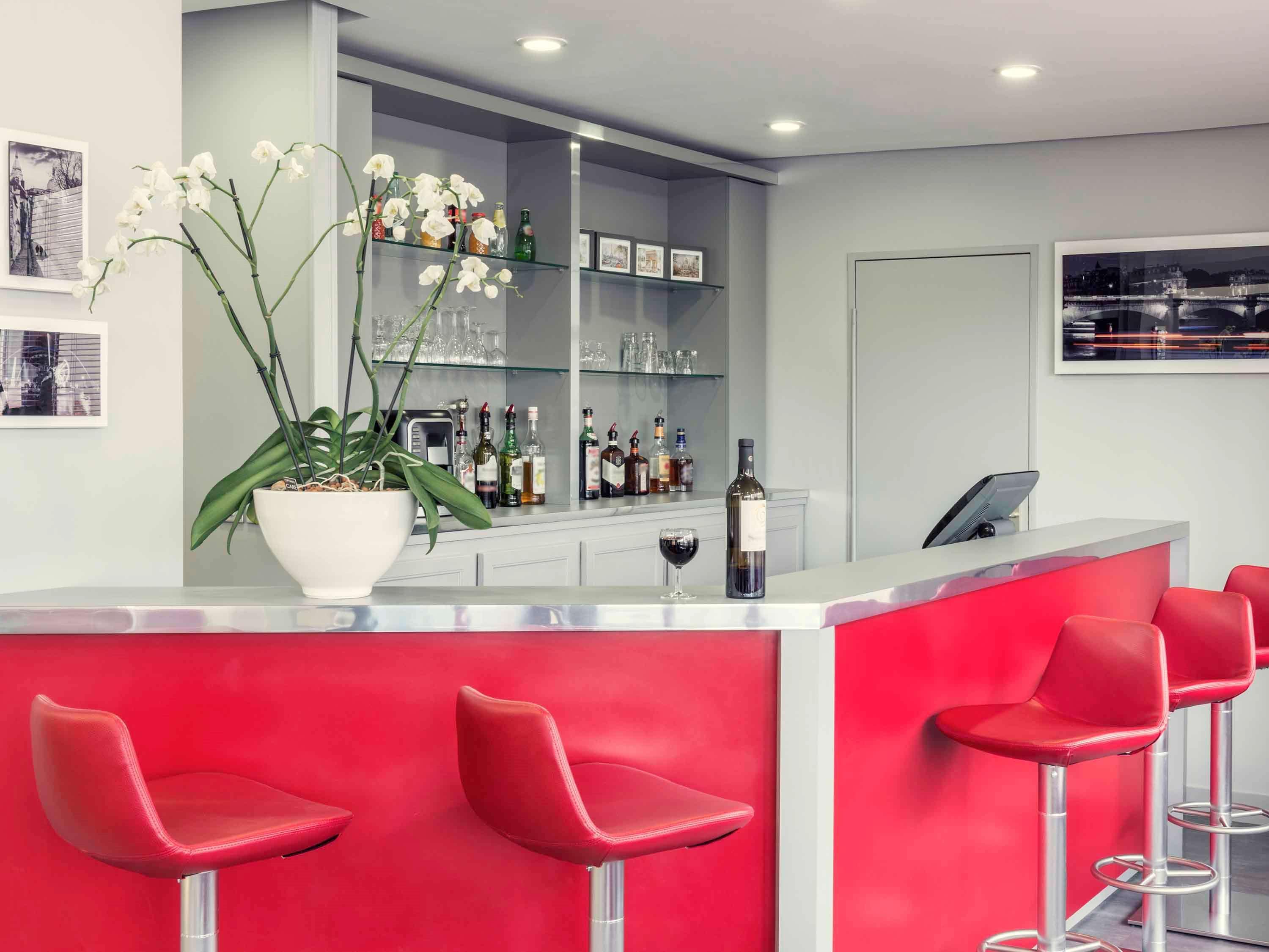Mercure Pontoise Centre Hotel