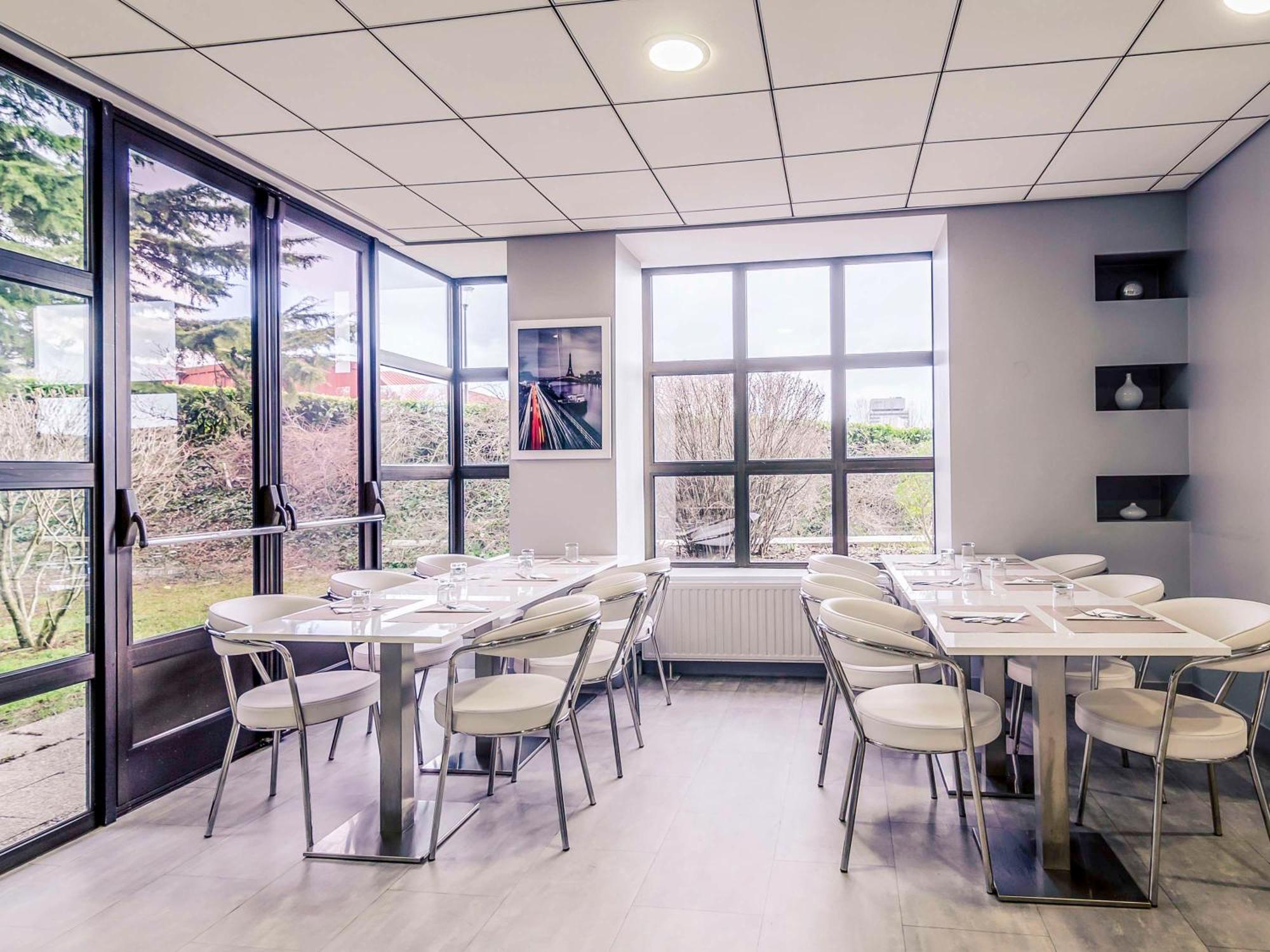 Mercure Pontoise Centre Hotel