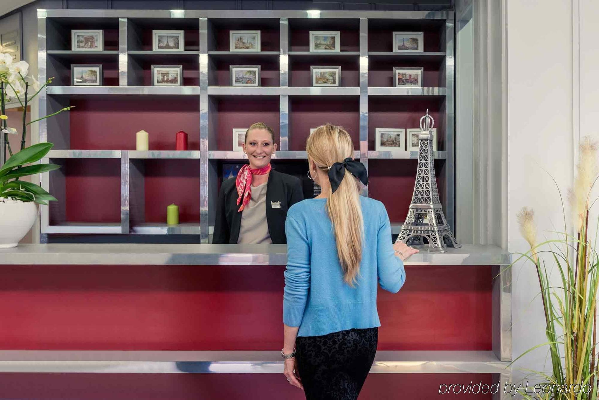 Mercure Pontoise Centre Hotel