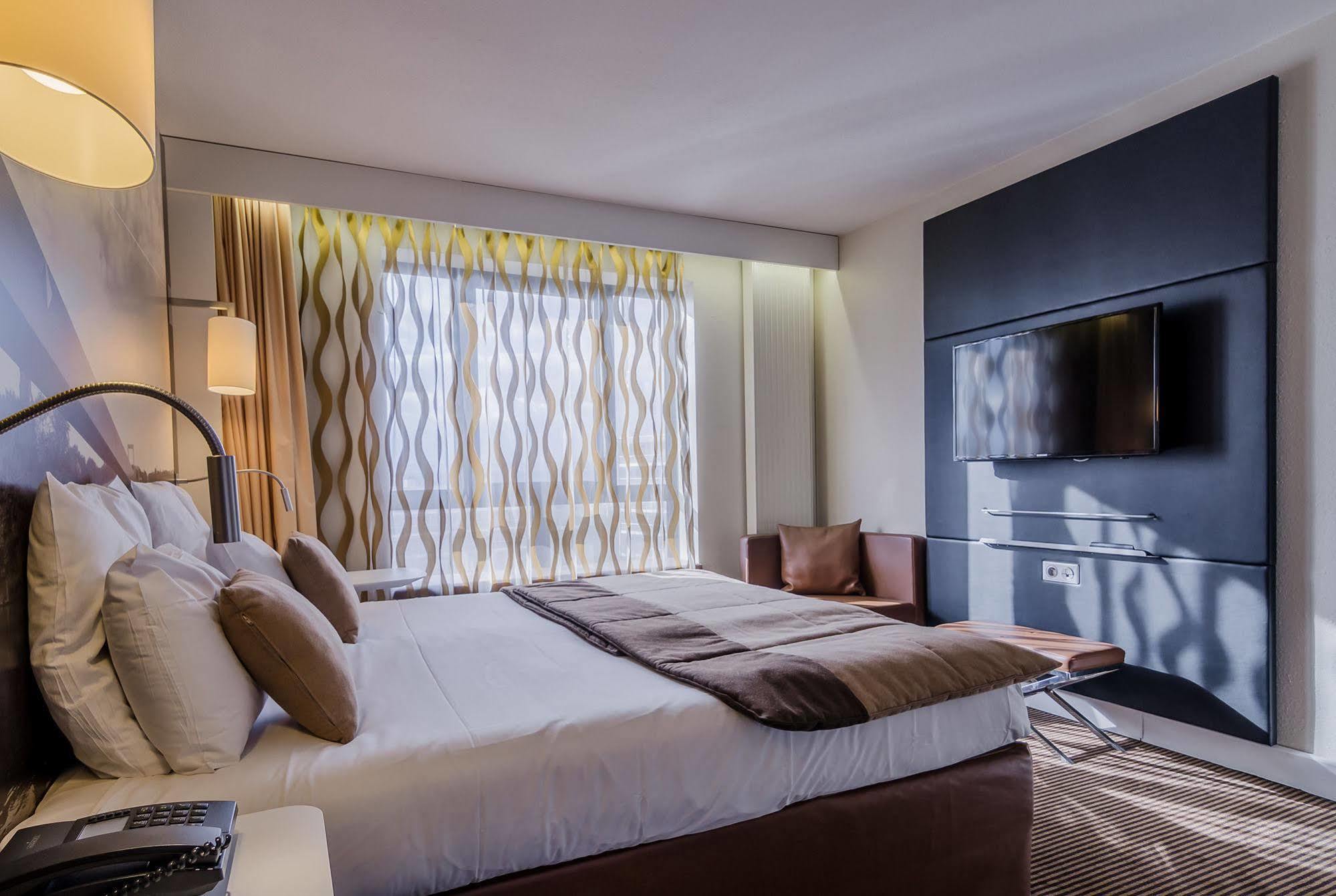 Mercure Pontoise Centre 4* Cergy